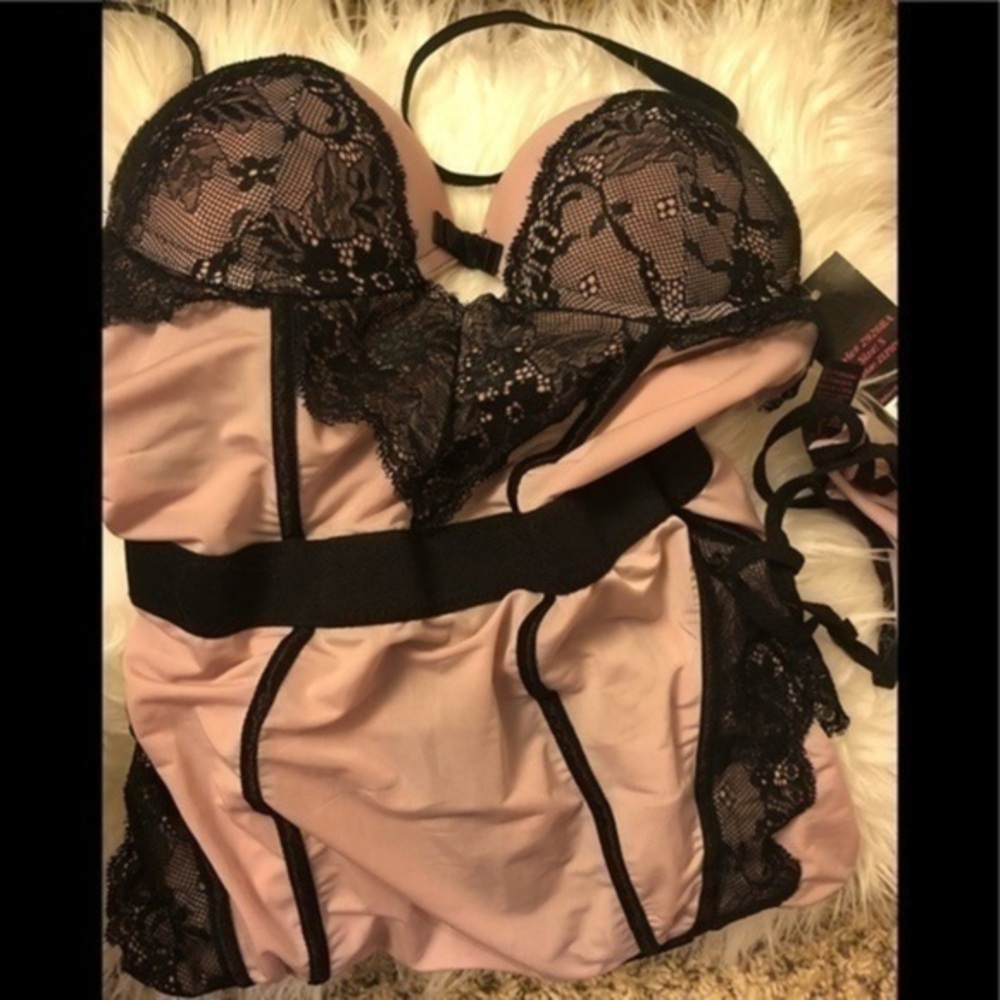 Plejue Intimates Set